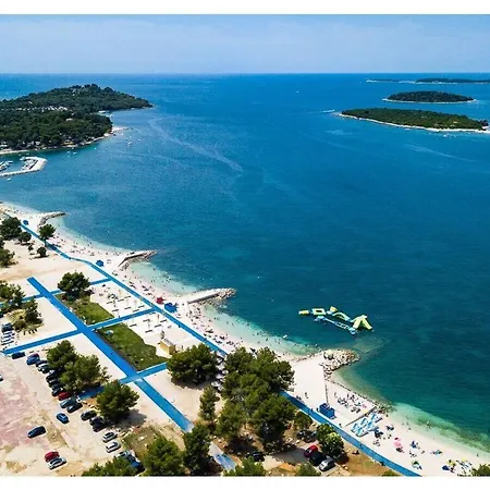 Marena With Private Pool, 1 Km Beach *